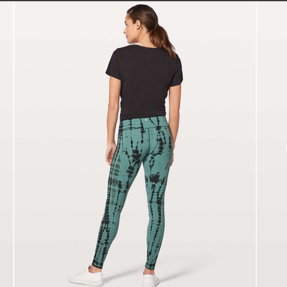 wunder under shibori